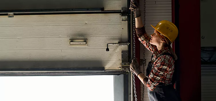 Addressing Common Garage Door Stoppage Issues in East St. Louis, IL