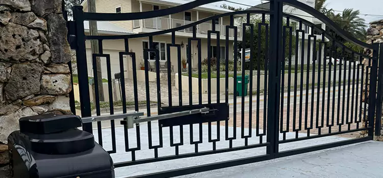 Swing Gate Opener with Keypad East St. Louis
