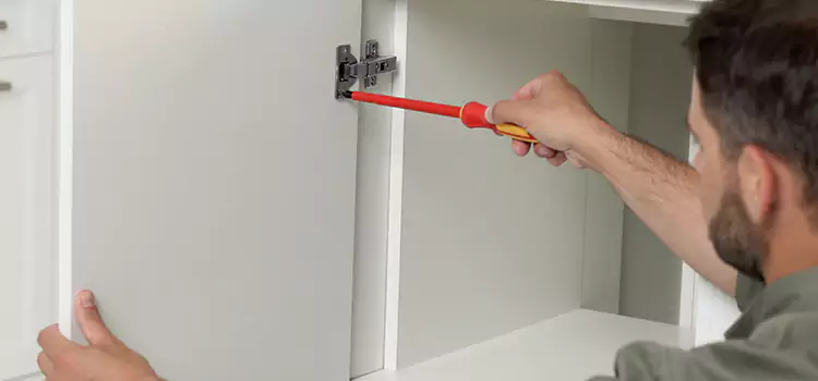 Screen Door Hinge Repair East St. Louis